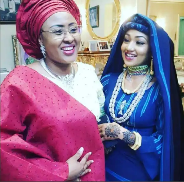 Beautiful photo of Zara Buhari and her mother during her Henna ceremony